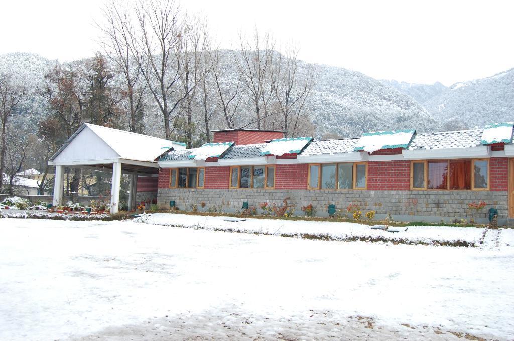 Tatva Bir Tents And Hotel Kangar Luaran gambar