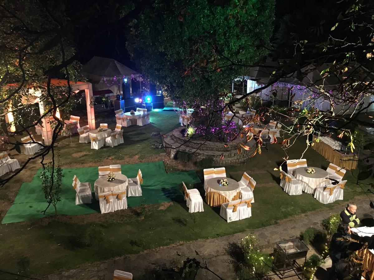 Tatva Bir Tents And Hotel Kangar Luaran gambar