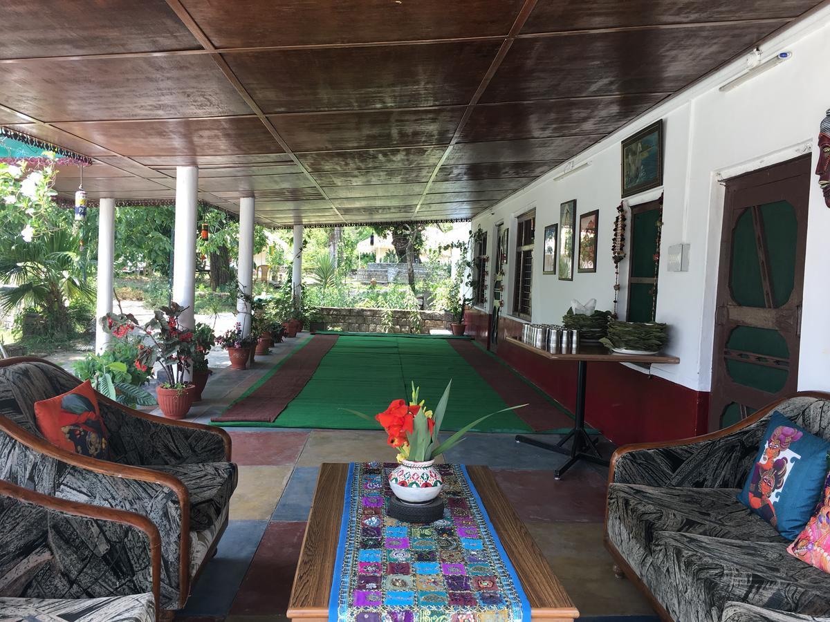 Tatva Bir Tents And Hotel Kangar Luaran gambar