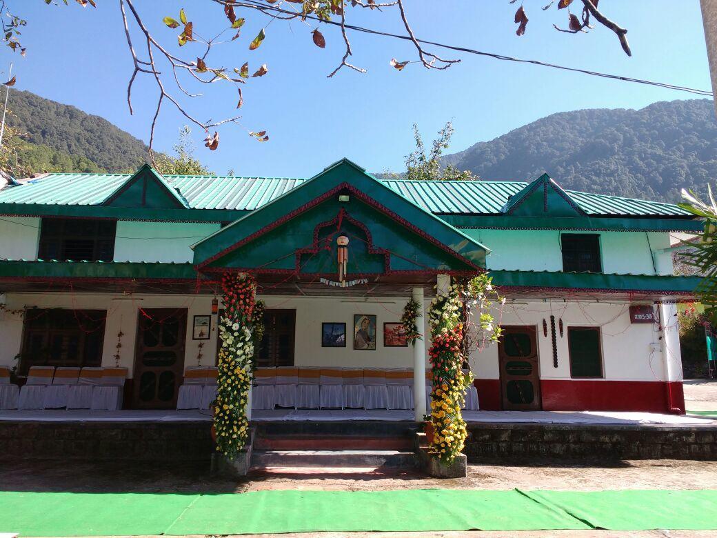 Tatva Bir Tents And Hotel Kangar Luaran gambar