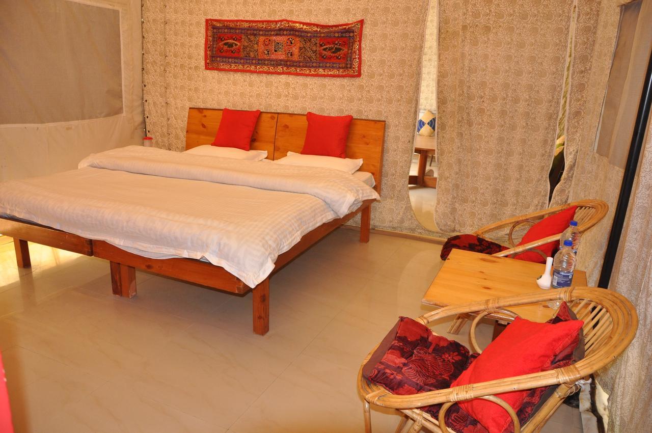 Tatva Bir Tents And Hotel Kangar Luaran gambar