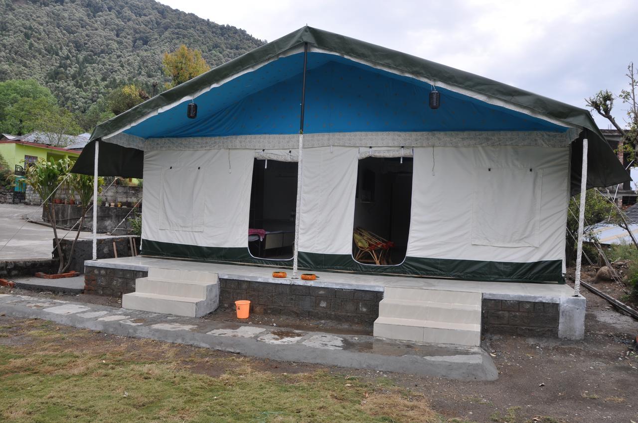 Tatva Bir Tents And Hotel Kangar Luaran gambar