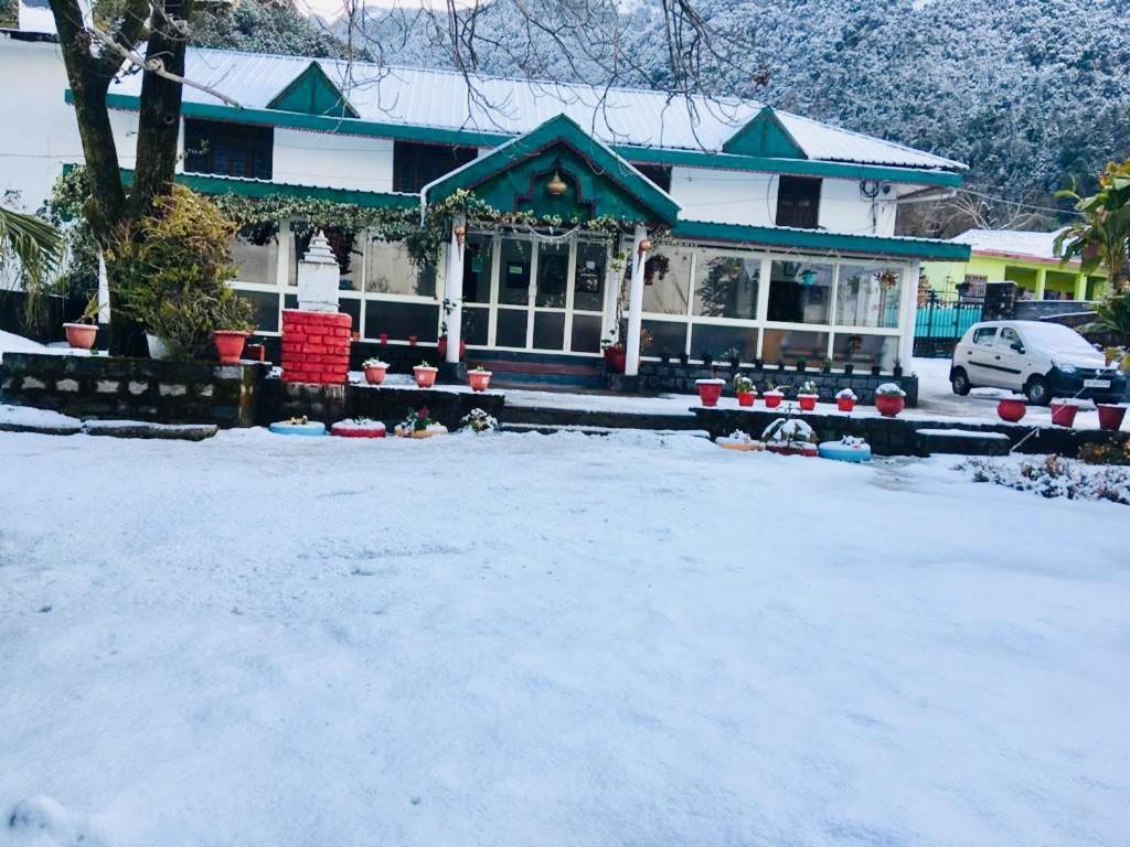 Tatva Bir Tents And Hotel Kangar Luaran gambar